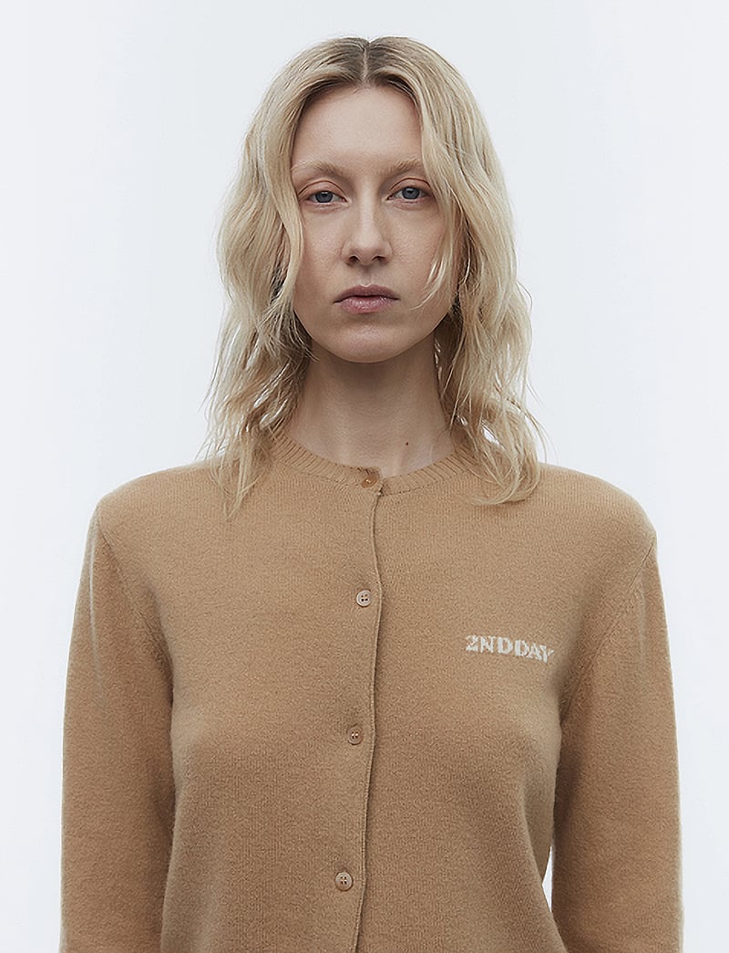 2NDDAY - 2ND Vinny TT - Soft Wool Blend - cardigans - classic camel - 0