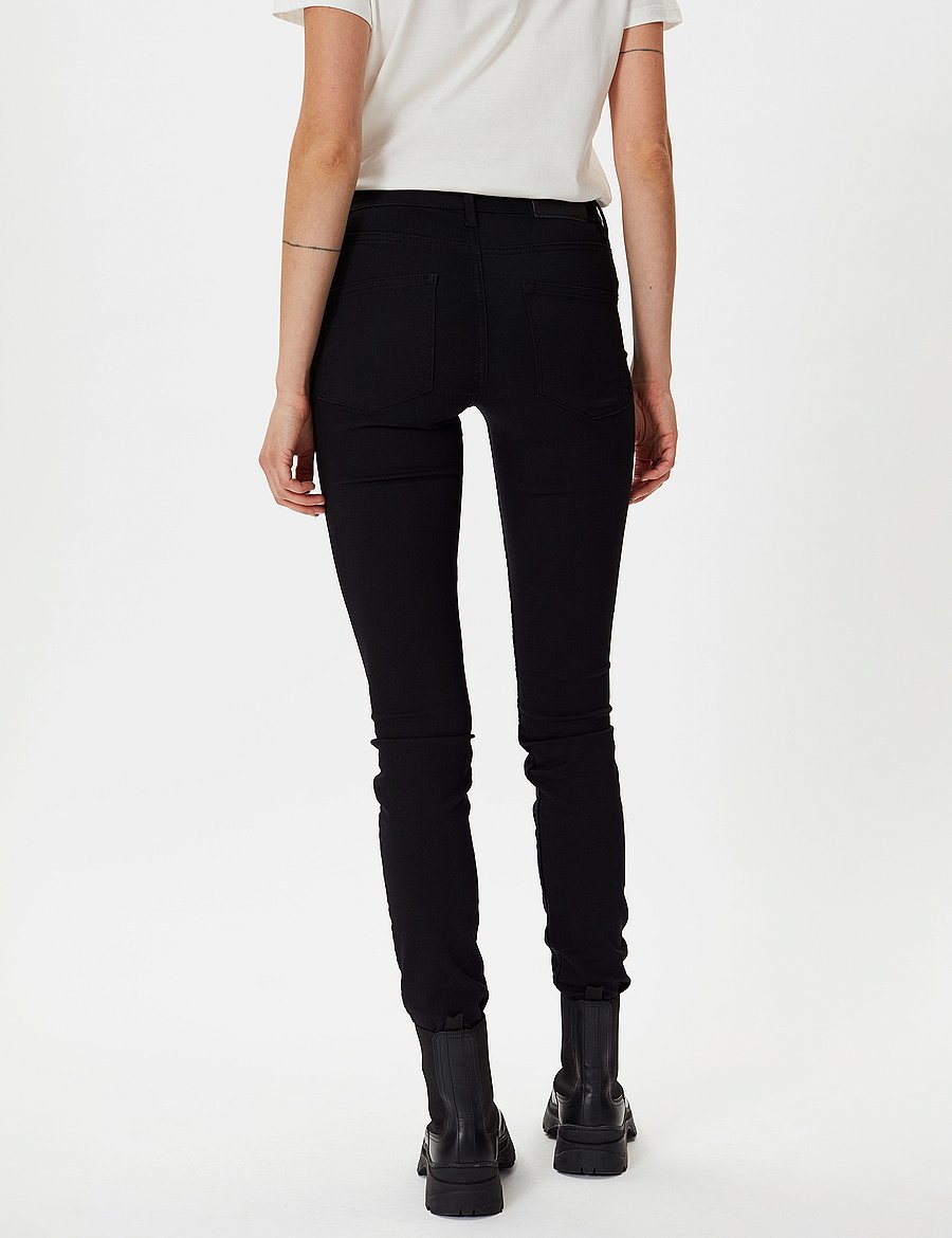 2NDDAY - 2ND Jenna Perfect Blacked - liibuvad teksad - black denim - 4