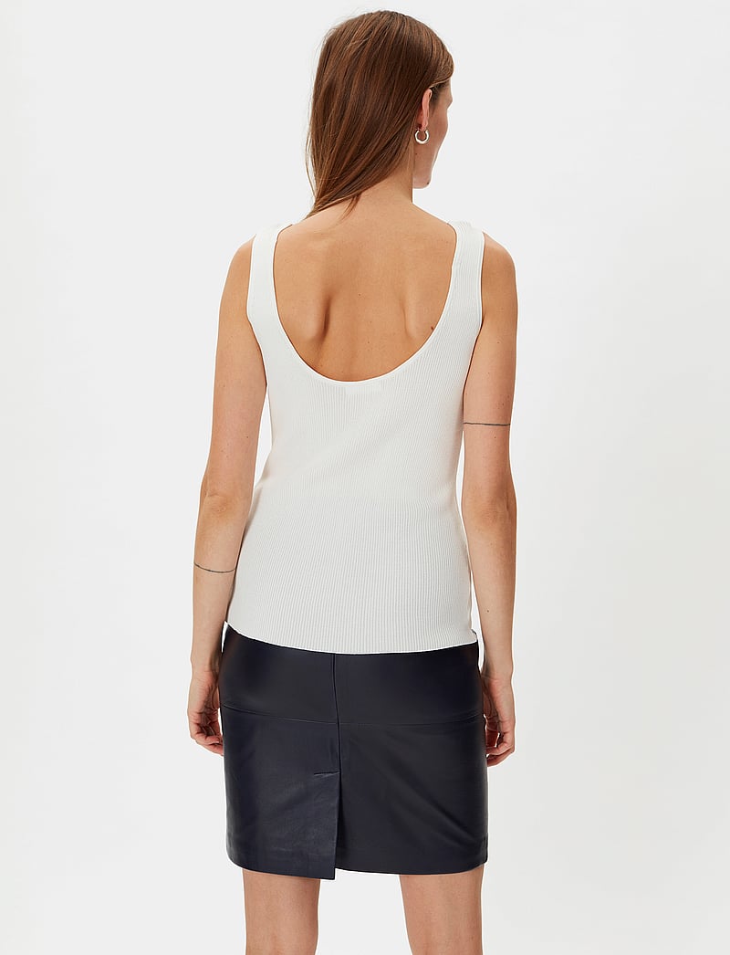 2NDDAY - 2ND Ruth - tanktops - jet stream - 4