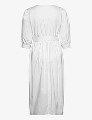 2NDDAY - 2ND Freda - Soft Cotton Solid - sukienki kopertowe - bright white - 1