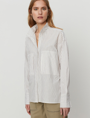 2NDDAY - 2ND Troi - Cotton Sense Stripe - langärmlige hemden - soft stripe grey - 2
