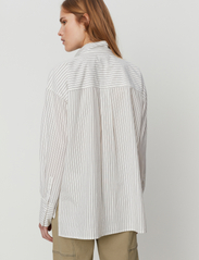 2NDDAY - 2ND Troi - Cotton Sense Stripe - langärmlige hemden - soft stripe grey - 5