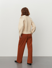 2NDDAY - 2ND Mille - Daily Sleek - bukser med brede ben - leather brown - 4