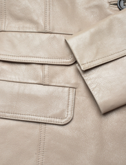 2NDDAY - 2ND Gemini - Shiny Leather - spring jackets - soft taupe - 8