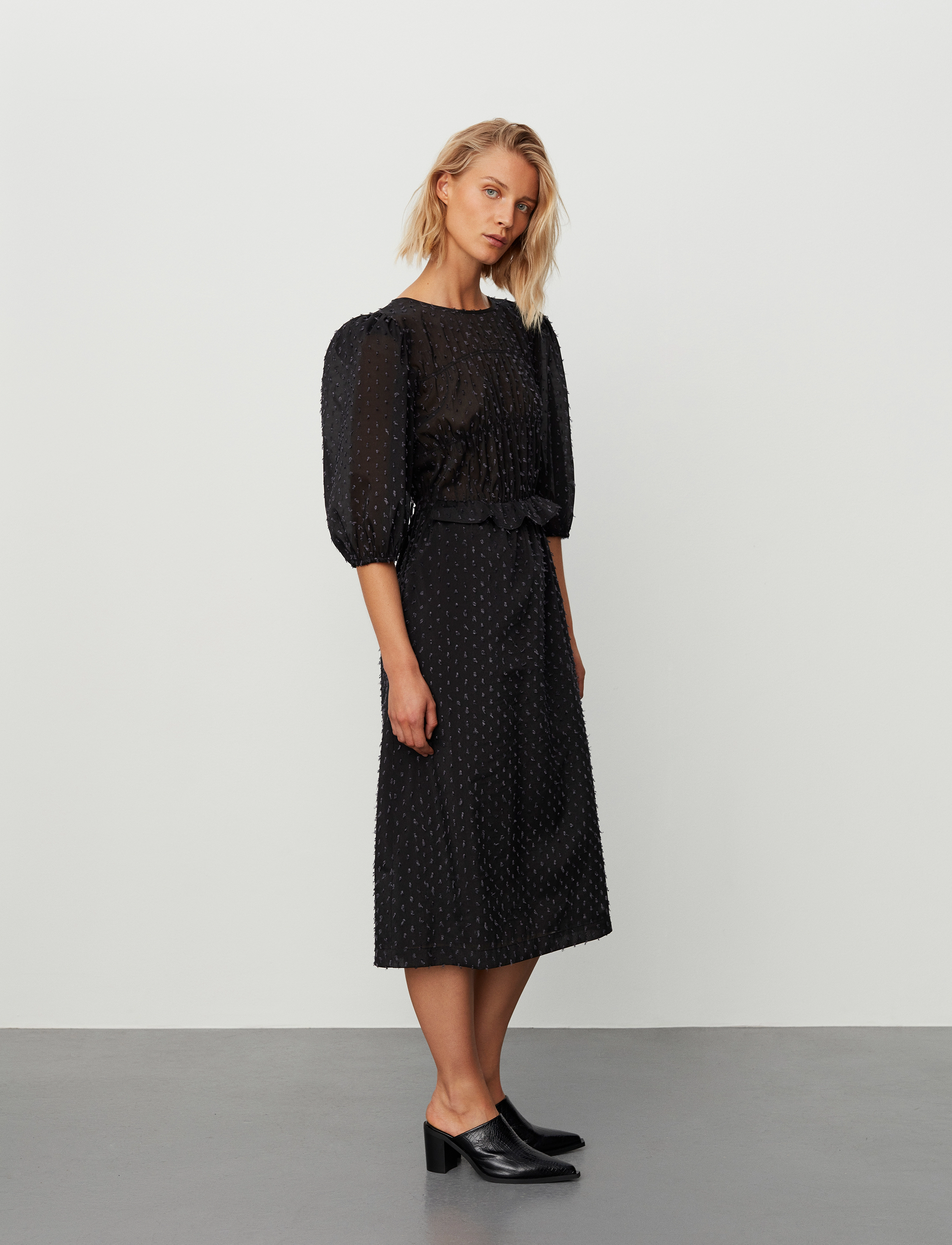 2NDDAY - 2ND Josette - Structural Dots - midi-jurken - meteorite (black) - 3