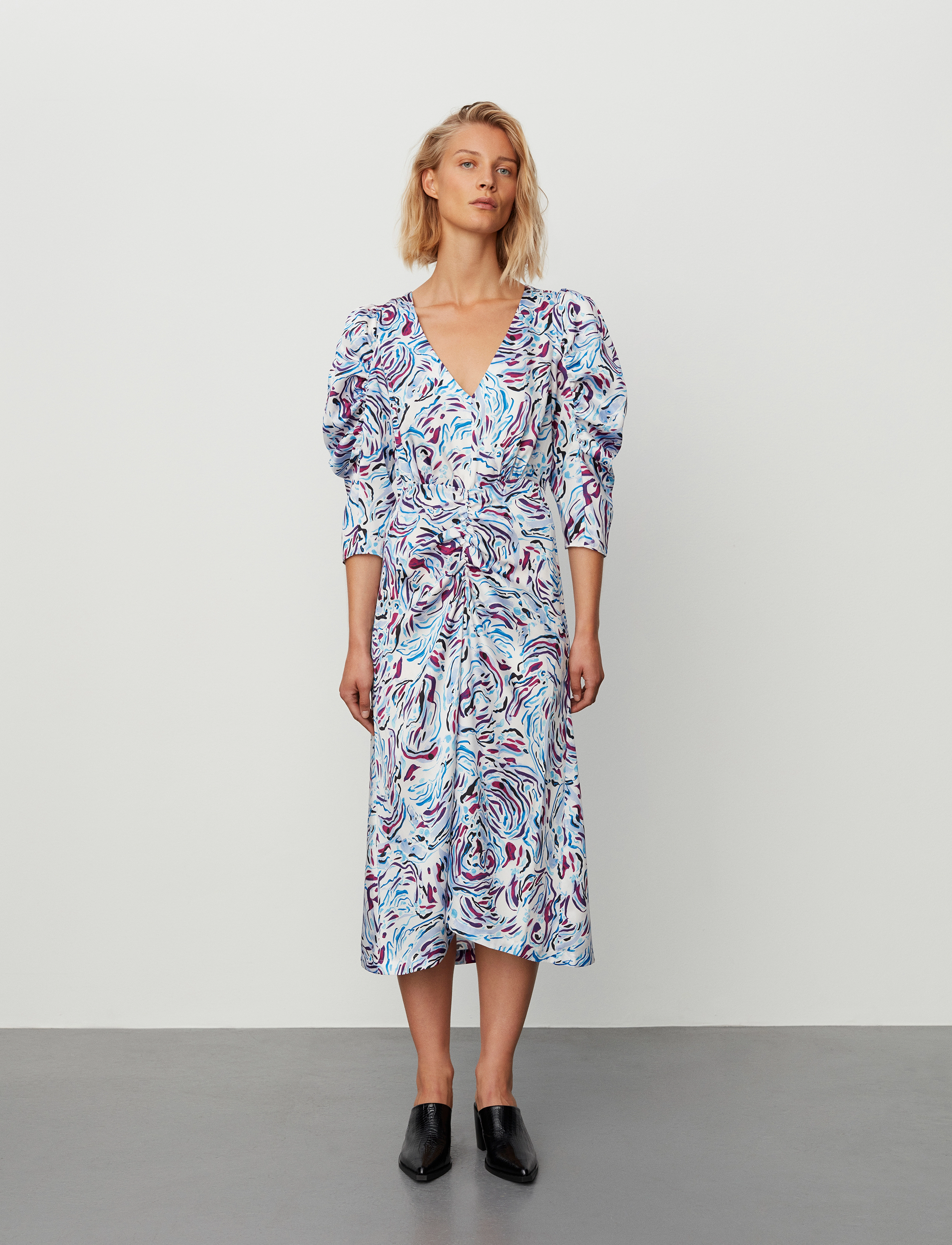 2NDDAY 2ND Antoinette - Drapy Twill print - Kleidid - DANCING LINES BLUE / blue