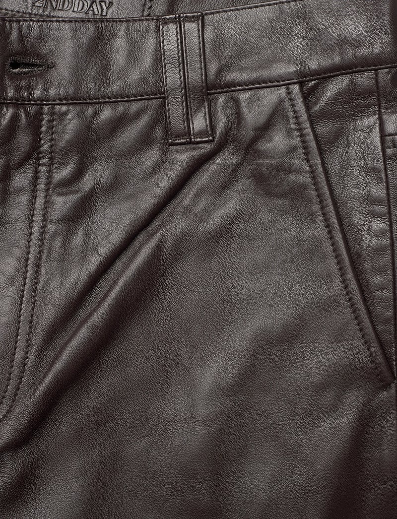 2NDDAY - 2ND Toff - Fine leather - lederhosen - 191110 chocolate plum - 2