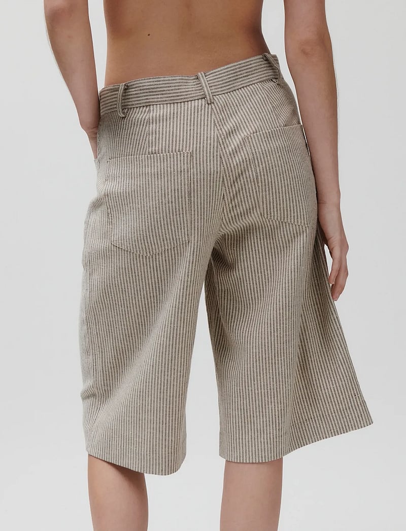 2NDDAY - 2ND Benita - Striped Linen Blend - bermudashorts - moonbeam - 3