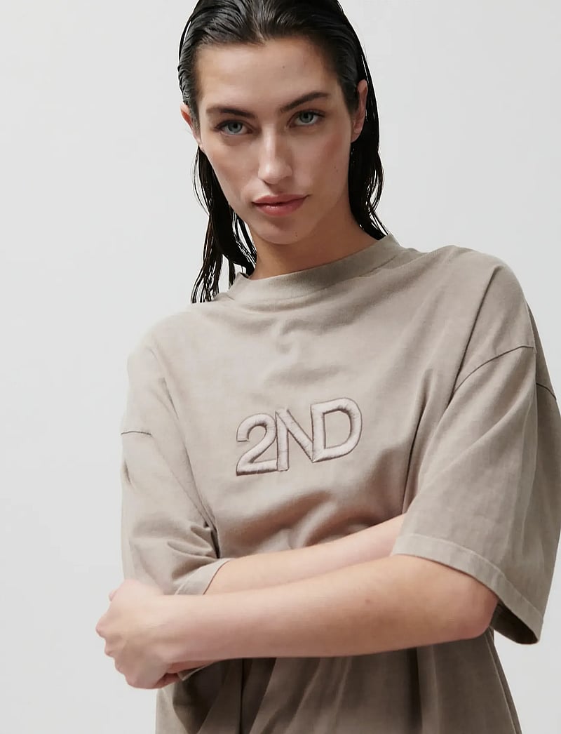 2NDDAY - 2ND Ken TT - Overwashed Jersey - t-shirts - plaza taupe - 5
