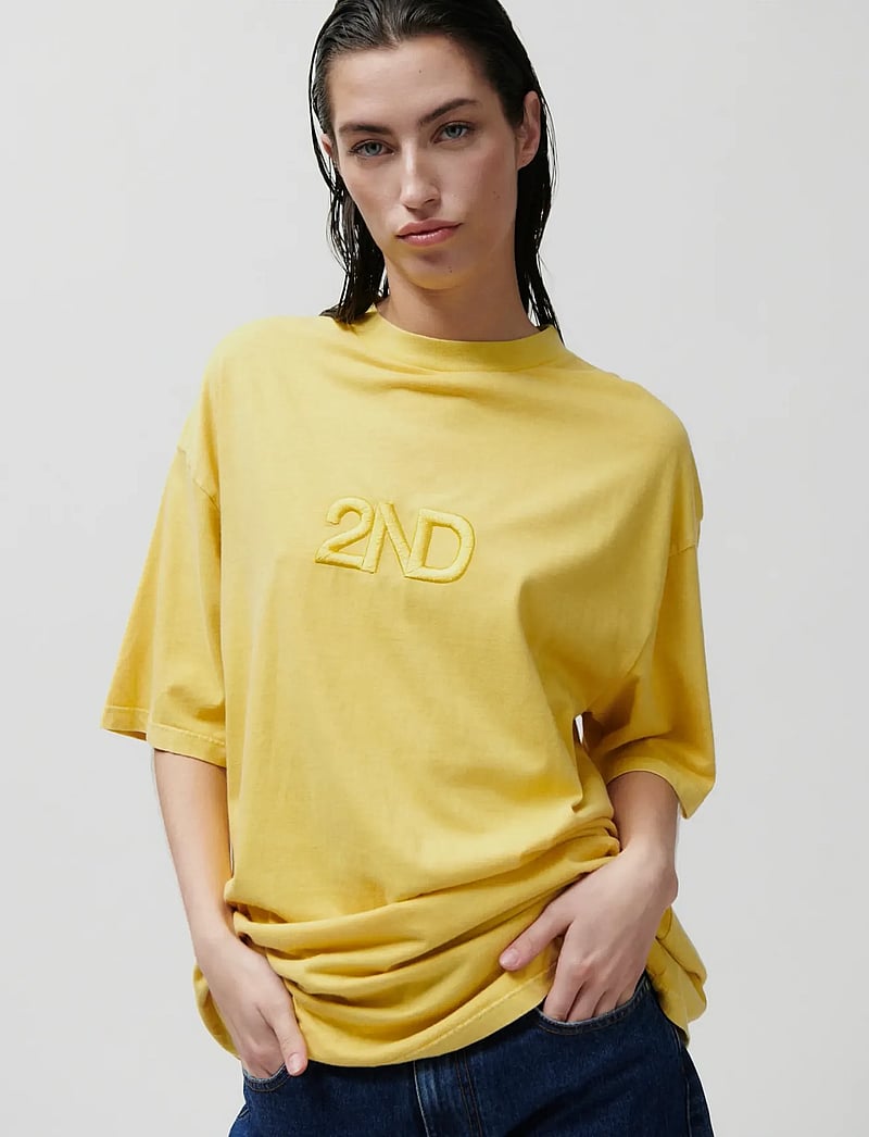 2NDDAY - 2ND Ken TT - Overwashed Jersey - t-shirts & tops - spicy mustard - 3