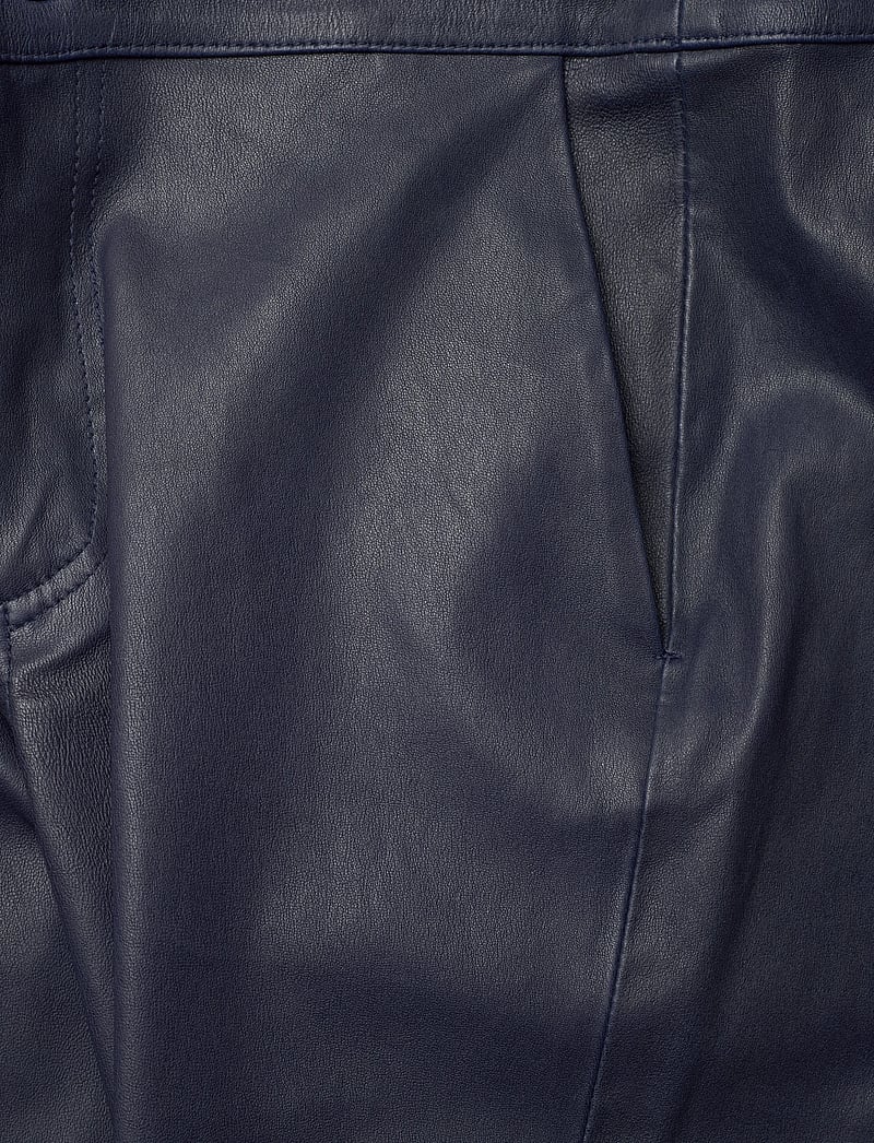 2NDDAY - 2ND Leya - Refined Stretch Leather - lederhosen - navy blazer - 2
