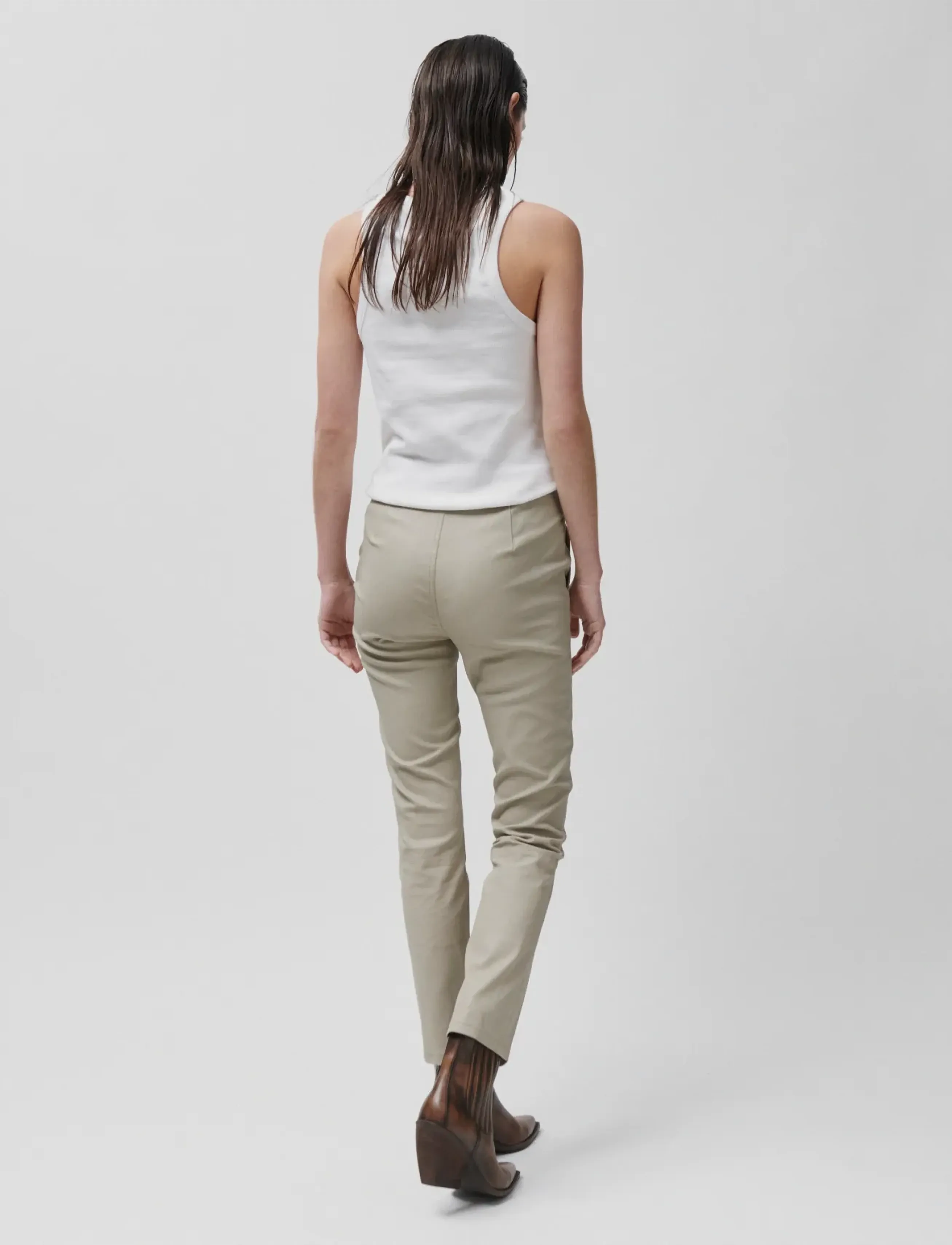 2NDDAY 2ND Leya - Refined Stretch Leather - Transitional Layering - PLAZA TAUPE / beige
