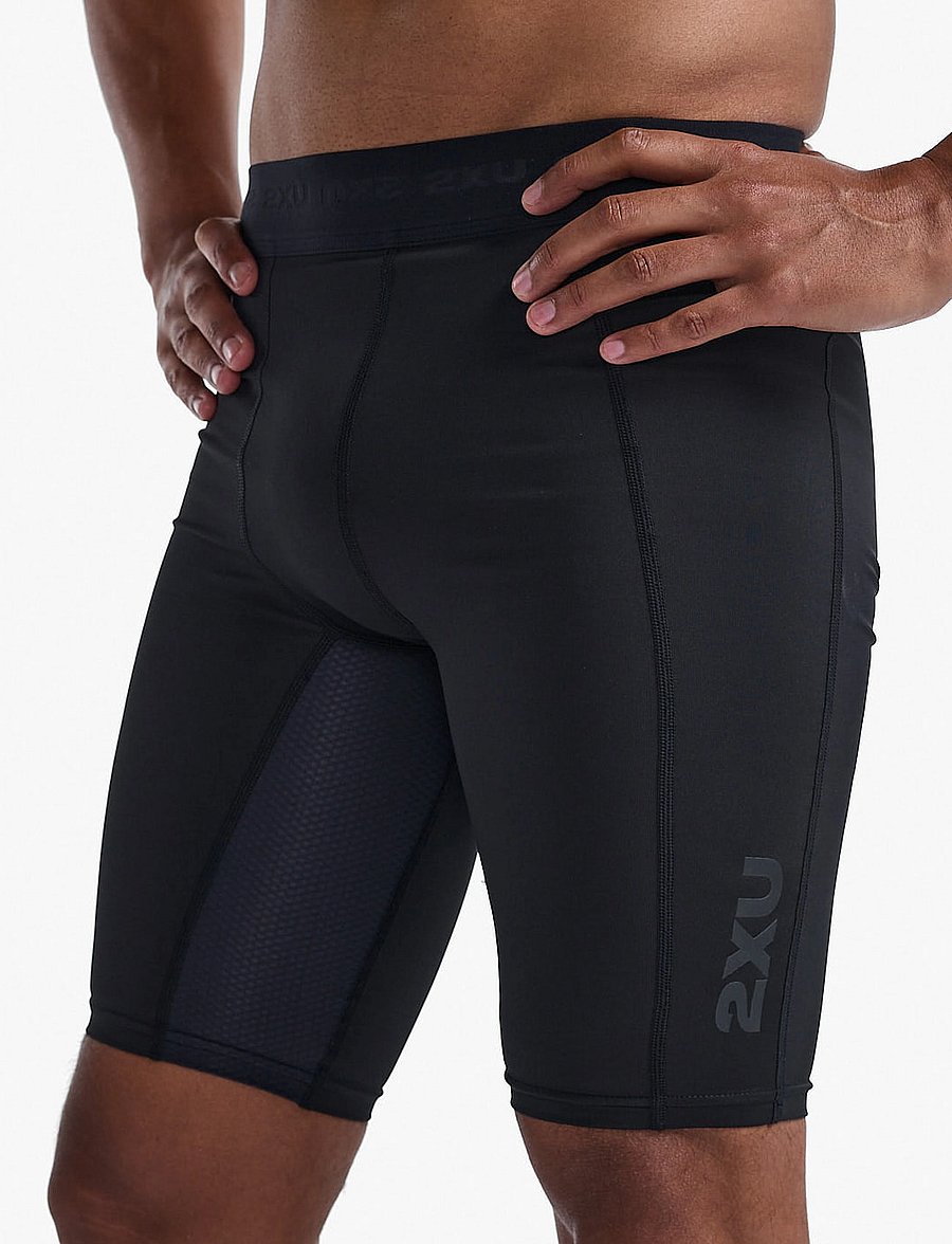 2XU - BASE LAYER COMPRESSION SHORTS - lühikesed treeningpüksid - black/nero - 4