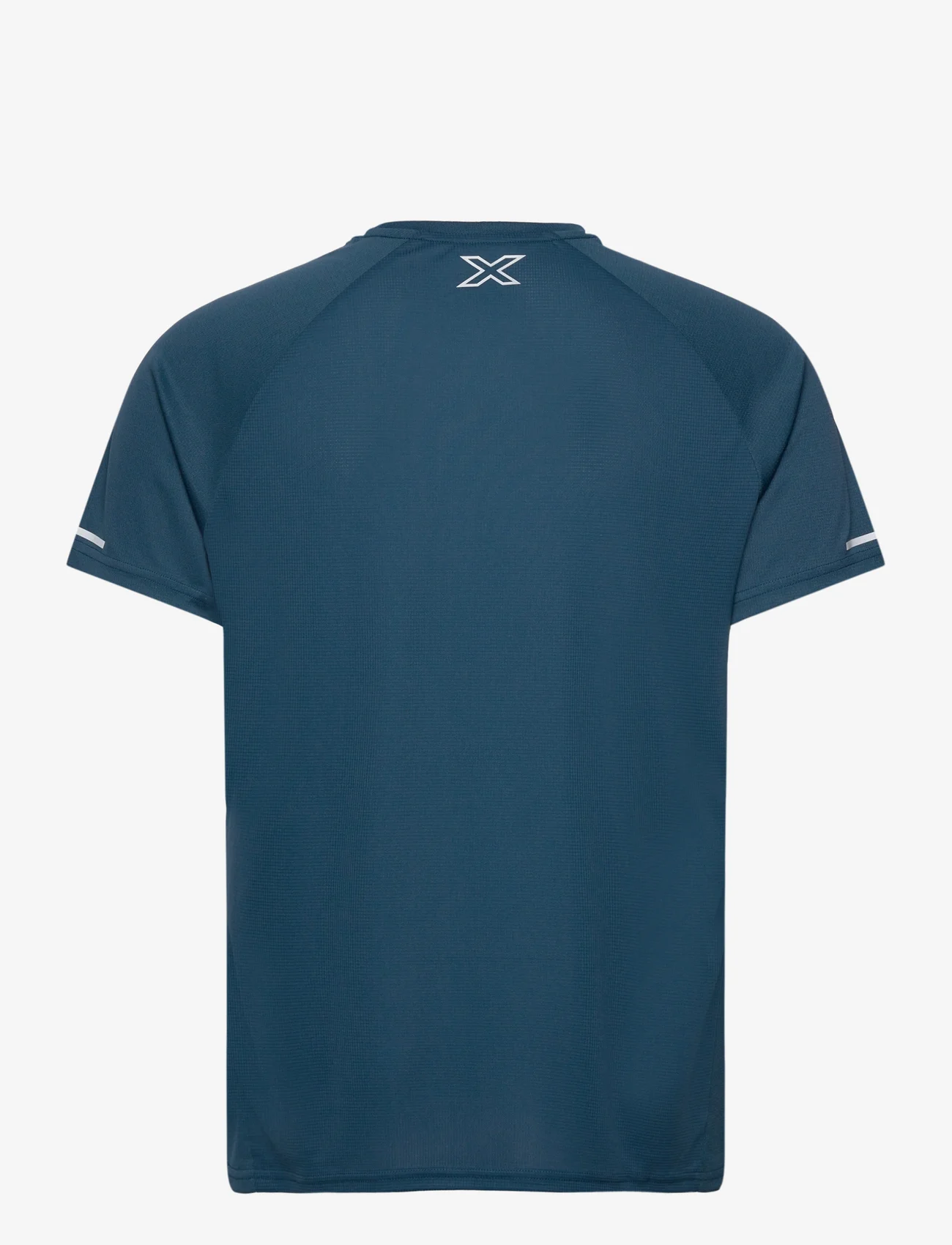 2XU - AERO TEE - short-sleeved t-shirts - majol/silver reflective - 1