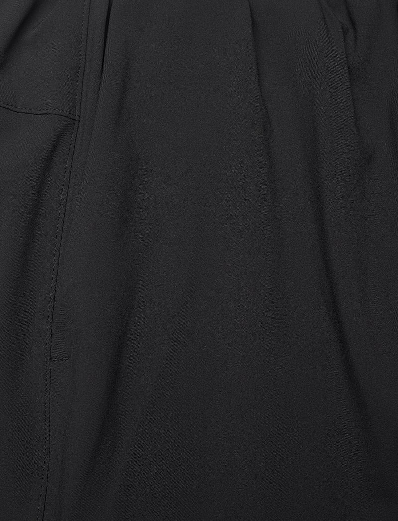 2XU - AERO 7 INCH SHORTS - laufshorts - black/silver reflective - 2