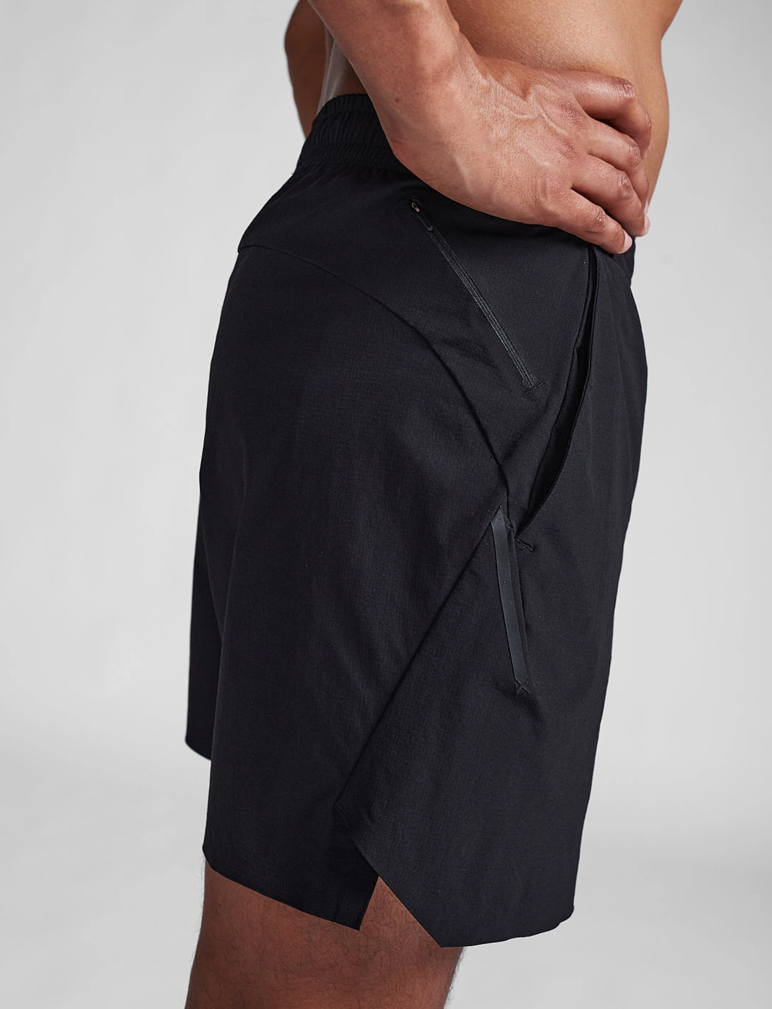 2XU - MOTION 6 INCH SHORTS - trainingsshorts - black/black - 4