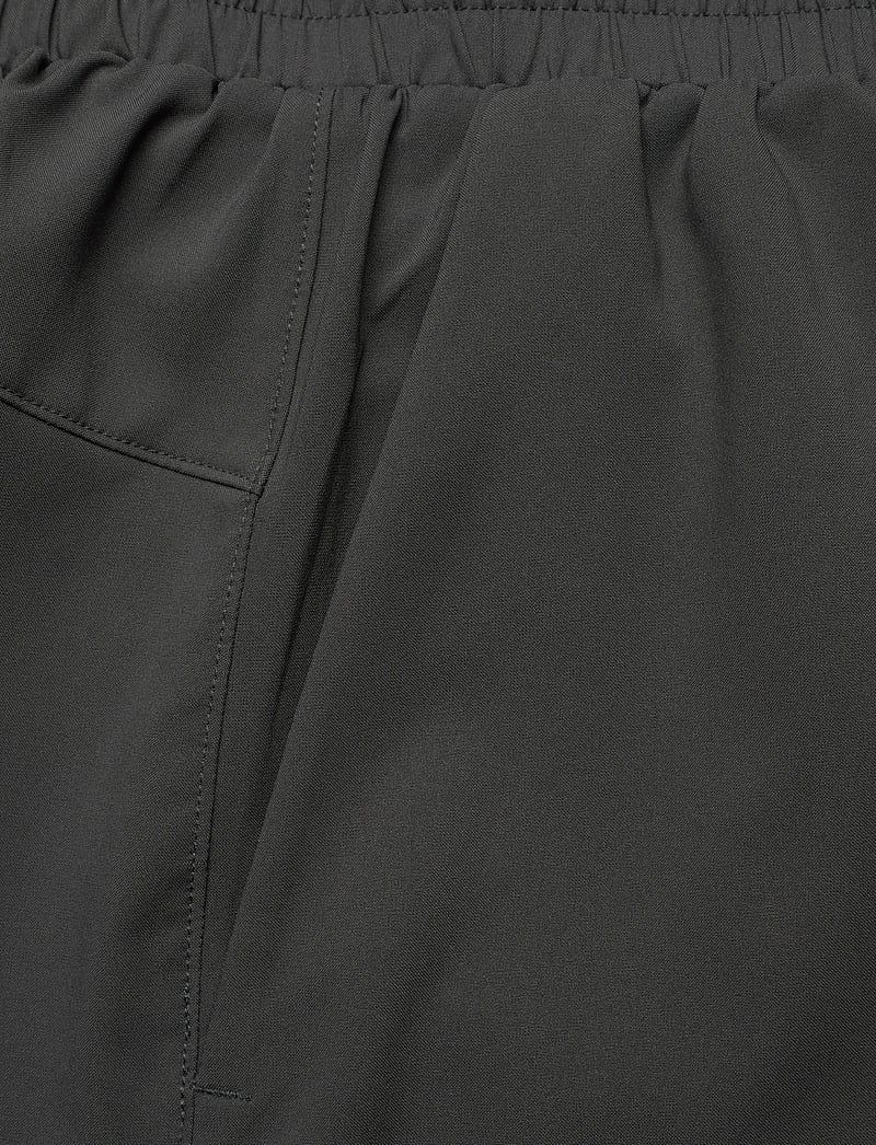 2XU - AERO MESH 2-IN-1 5 INCH SHORTS - lühikesed jooksupüksid - jupiter/black reflective - 4