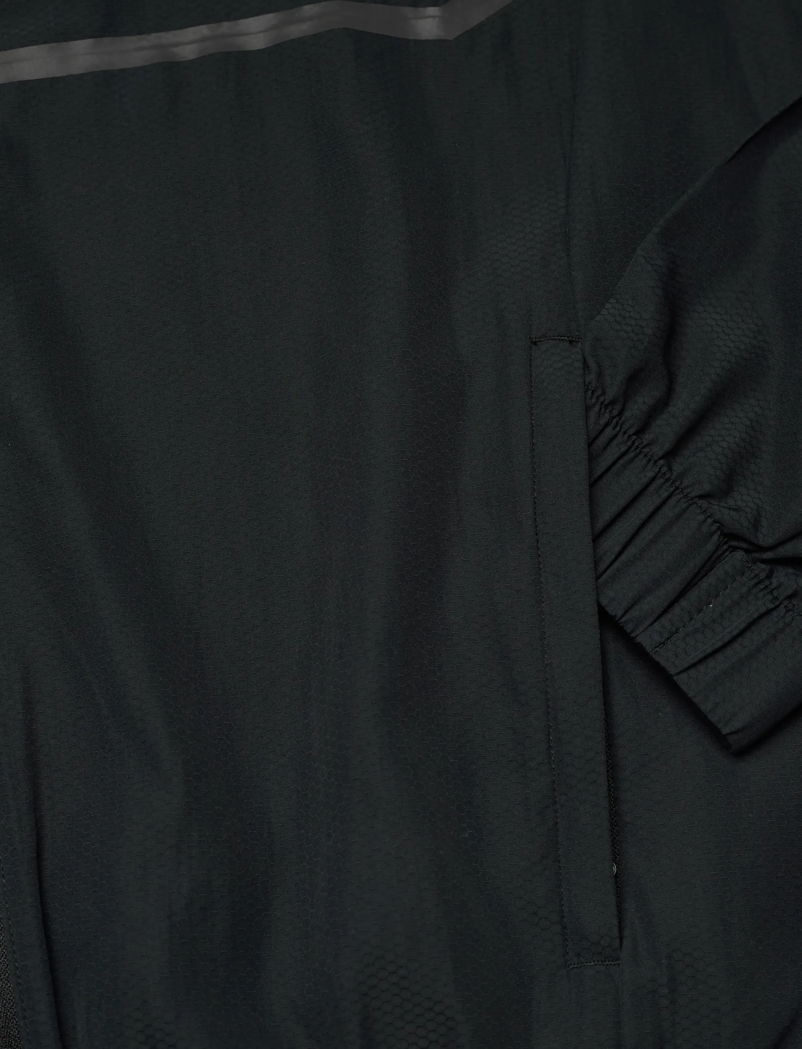 2XU - AERO HEX WINDBREAKER - black/ black reflective - 3
