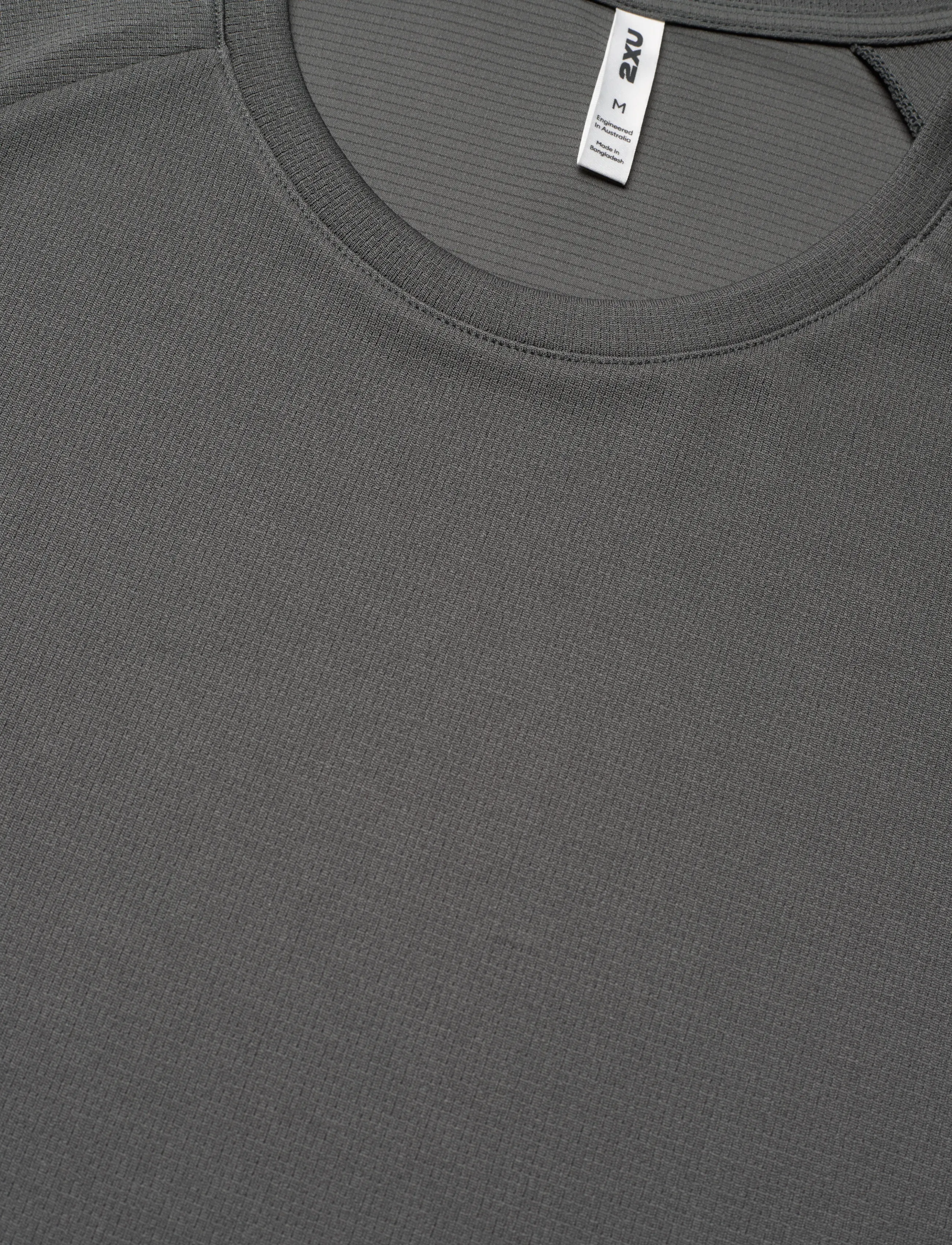 2XU - AERO MESH TEE - t-shirts - jupiter/black reflective - 2