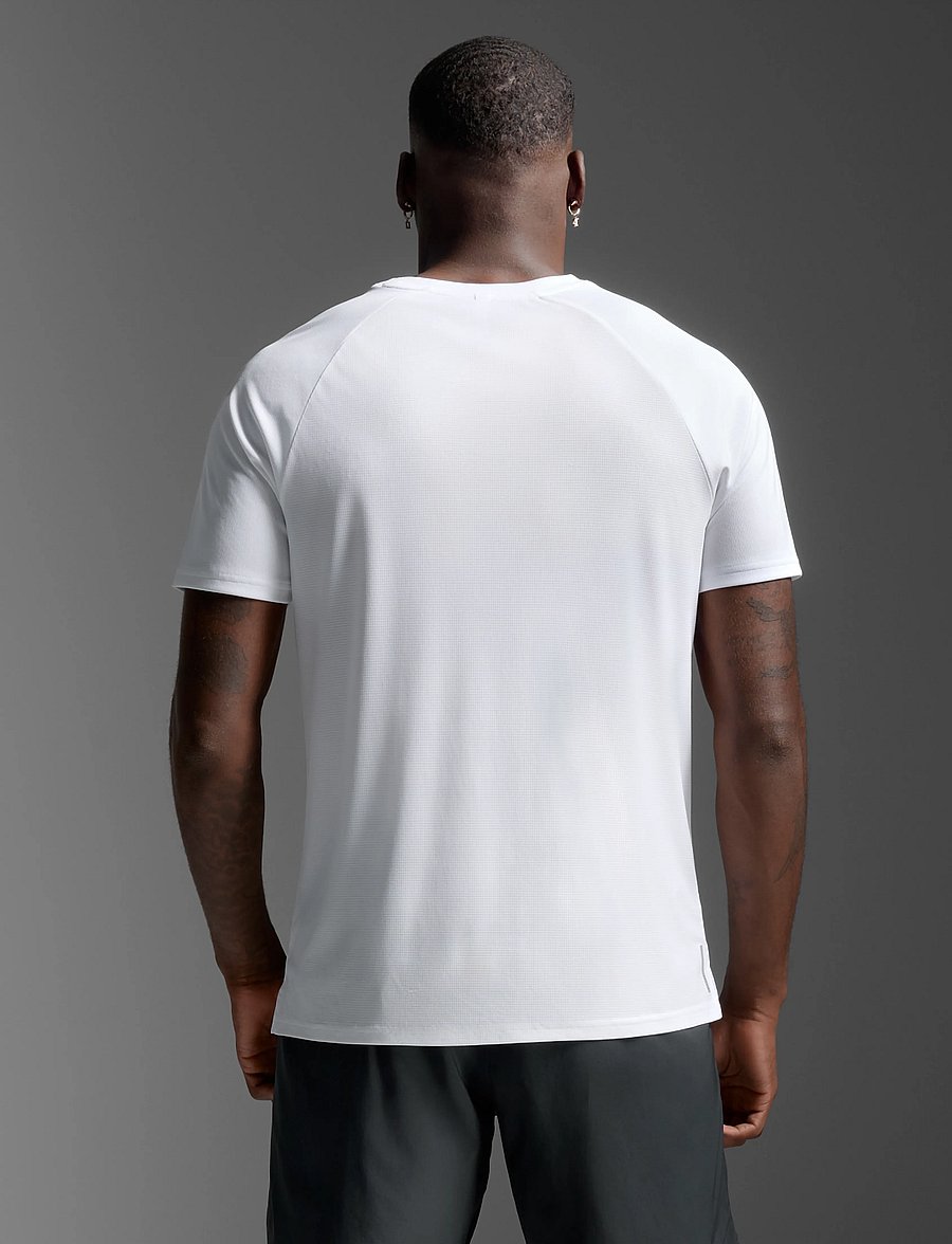 2XU - AERO MESH TEE - t-shirts - white/silver reflective - 3