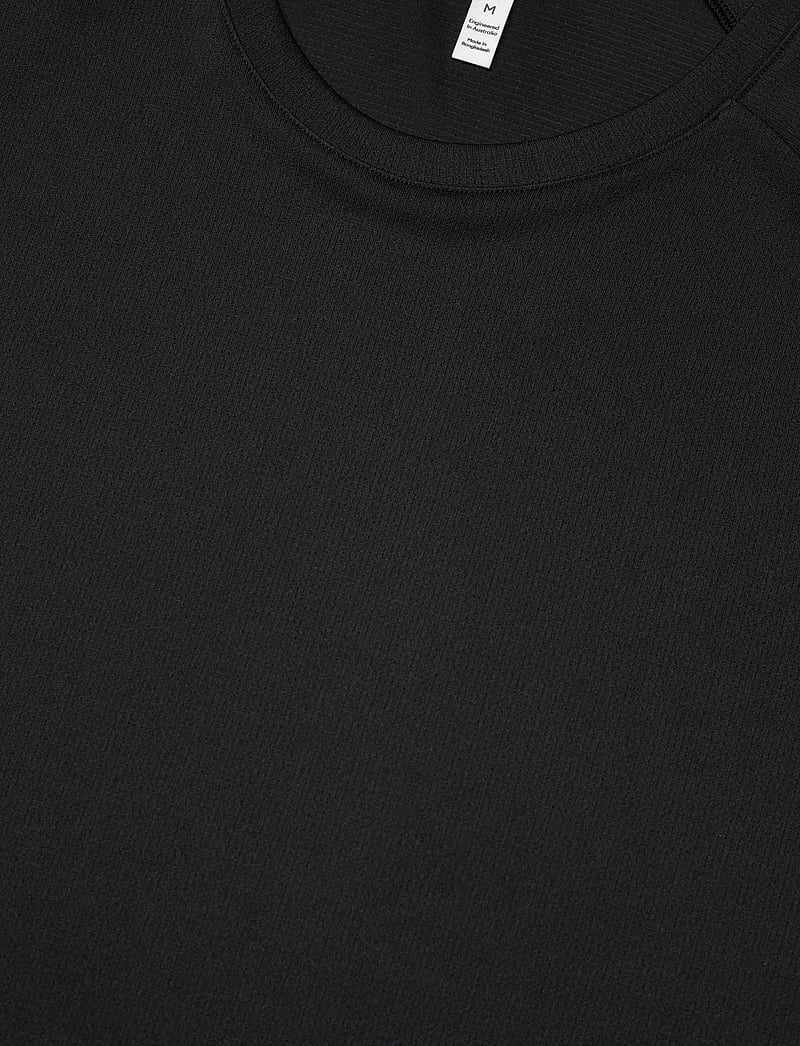 2XU - AERO MESH TEE - t-shirts - black/silver reflective - 2