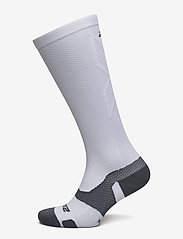 2XU - VECTR LGT CUSH FULL L SOCKS - tavalliset sukat - white/grey - 0