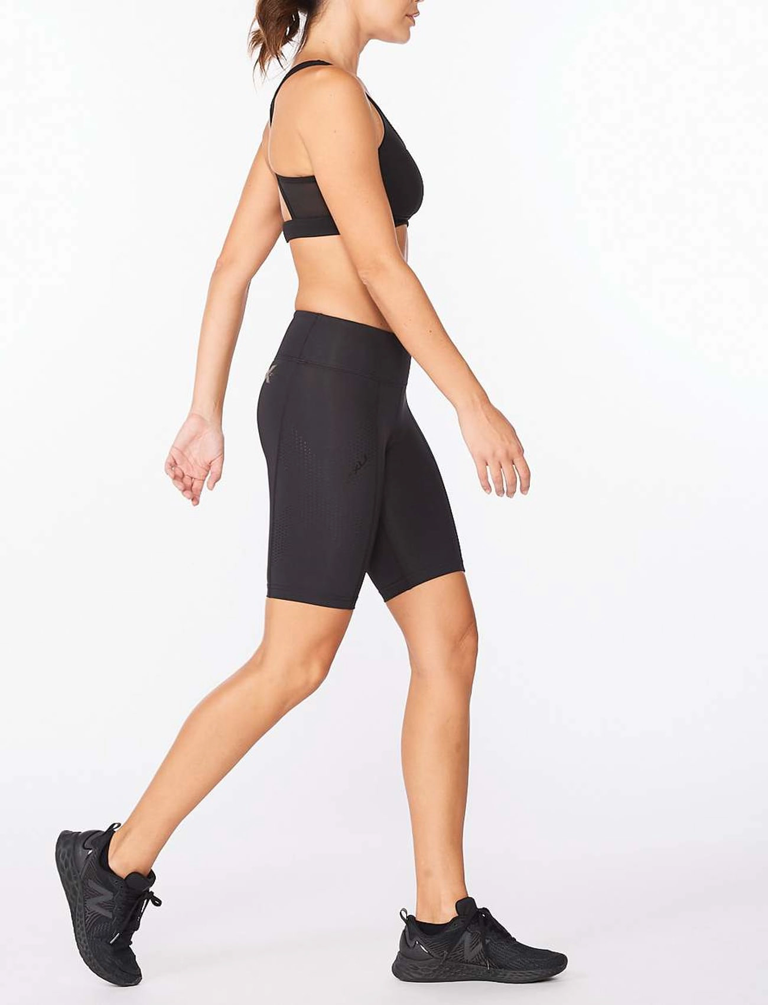 2XU - MOTION MID-RISE COMPRESSION S - black/dotted black logo - 4