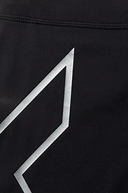 2XU - CORE COMP 5 INCH SHORTS - sportiniai šortai - black/silver - 3