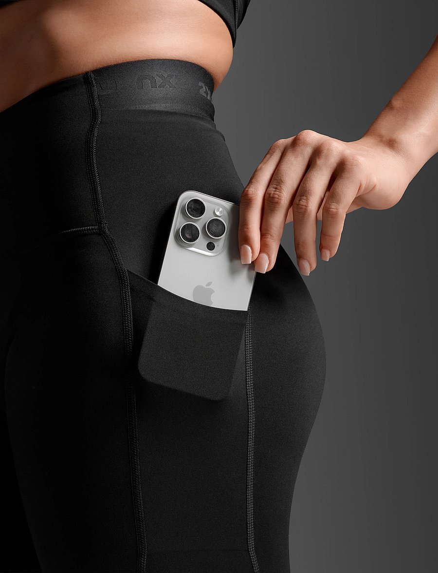 2XU - FORM STASH HI-RISE COMPRESSION TIGHTS - full längd - black/black1 - 4