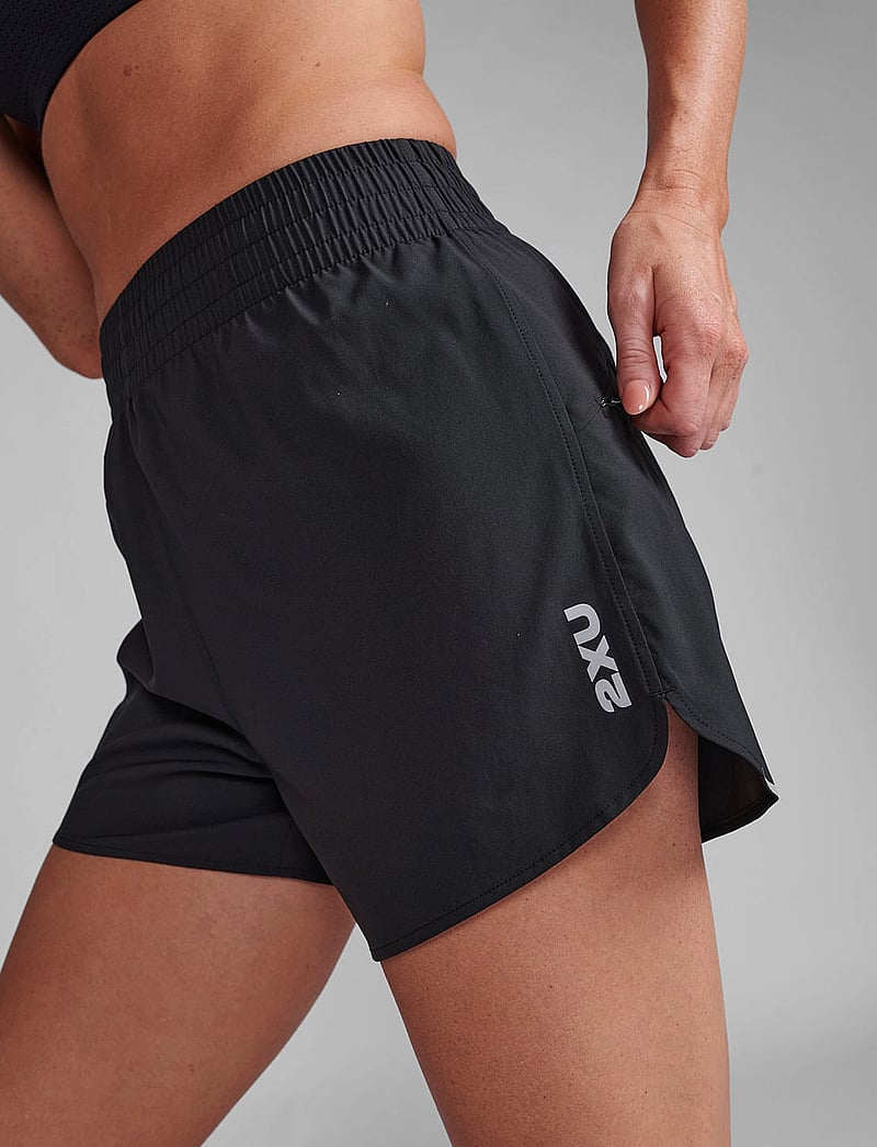 2XU Aero Hi-rise Inch Shorts (2XUWR7237B) Training shorts