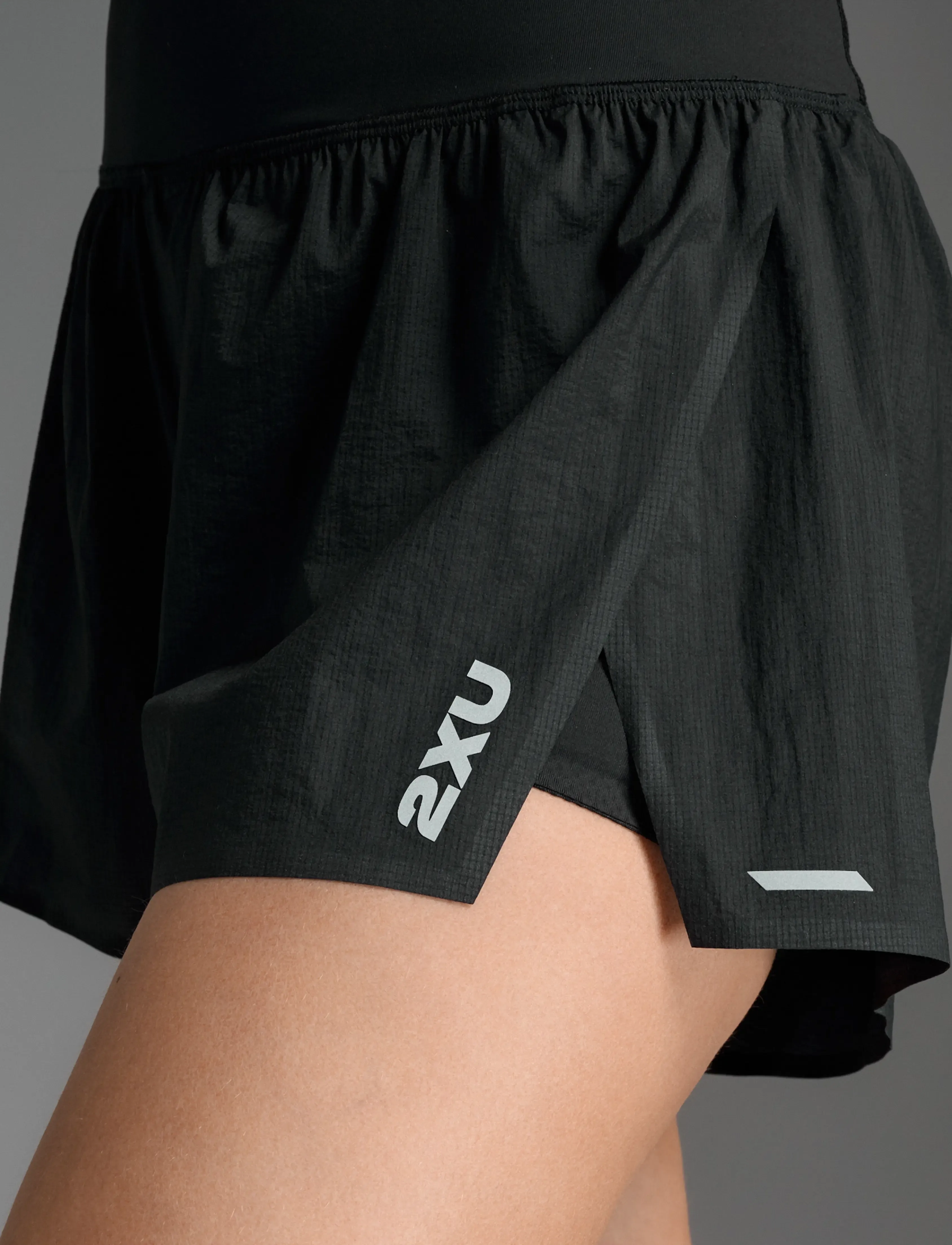 2XU - AERO HI-RISE 2-IN-1 3 INCH SHORTS - lühikesed jooksupüksid - black/silver reflective - 4