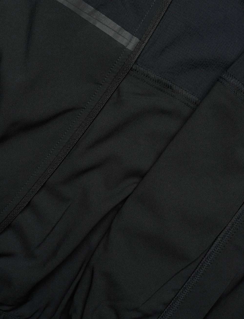 2XU - AERO SHEER WINDBREAKER - sportjacken - black/ black reflective - 5