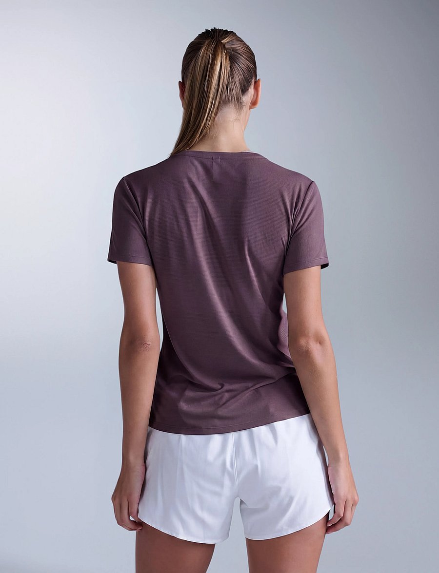 2XU - AERO MESH TEE - t-särgid - currant/silver reflective - 3