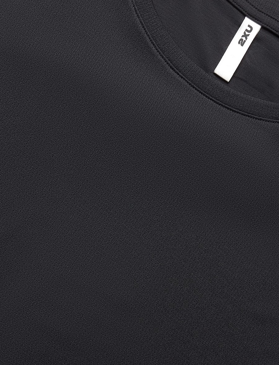 2XU - AERO MESH TEE - t-shirts - black/silver reflective - 4