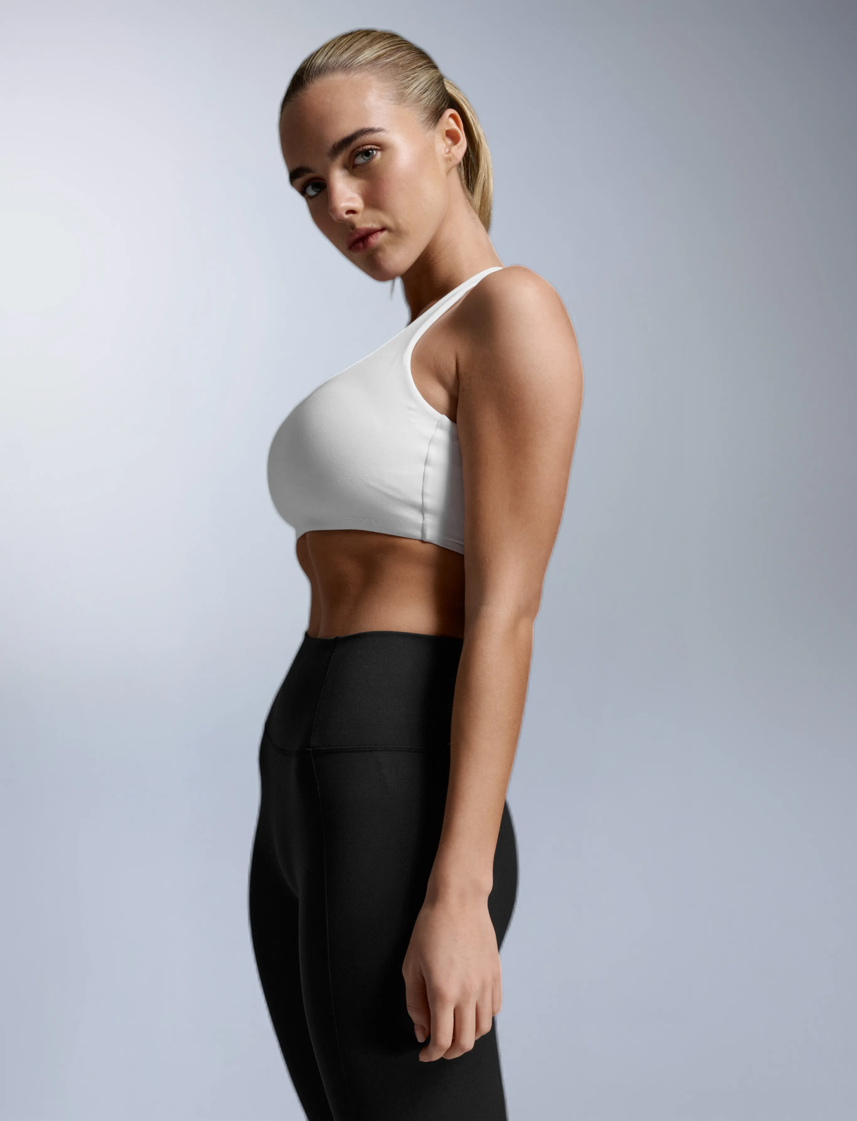 2XU Fluid Twist Back Bra bh dam – bild 3