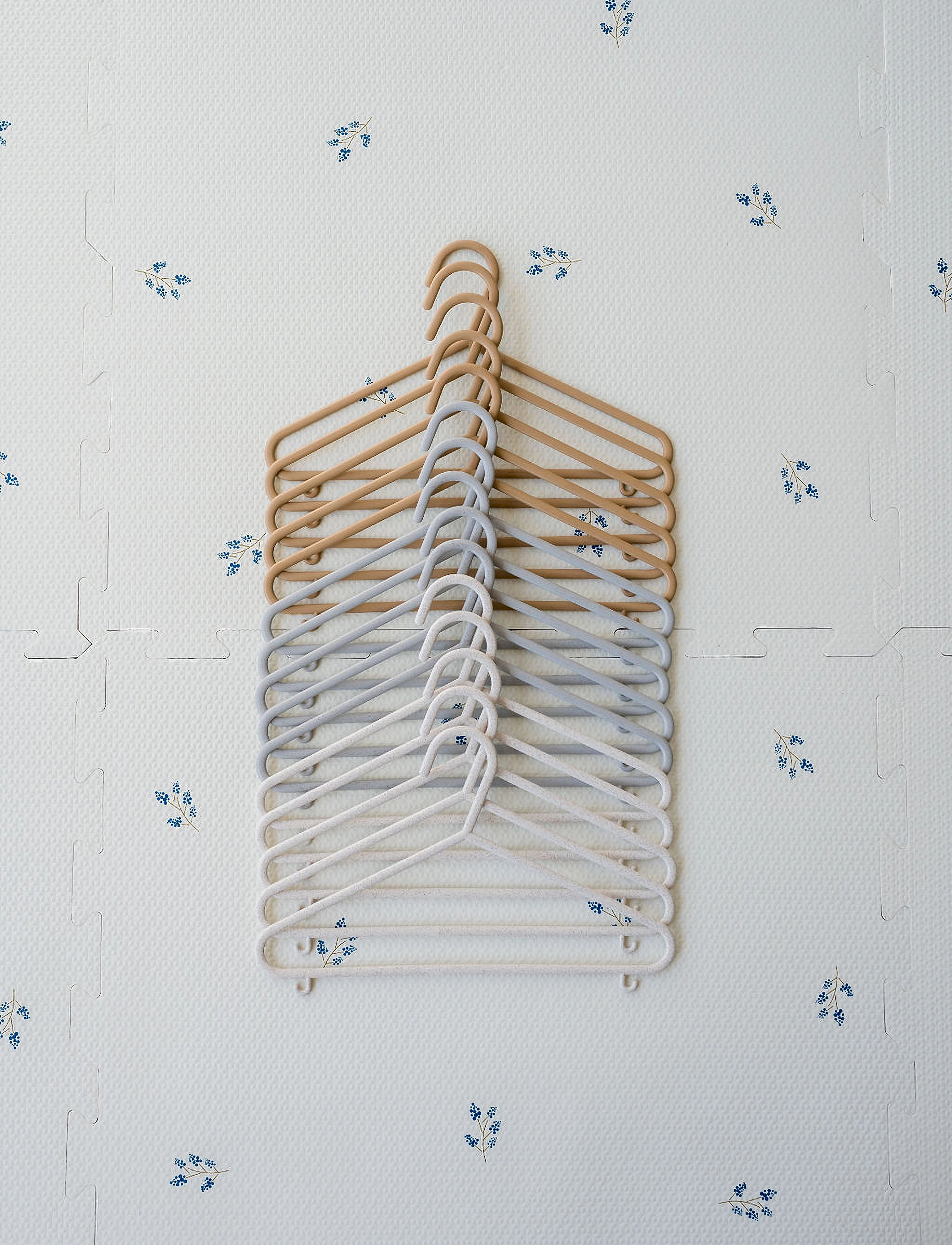 3 Sprouts - 3 Sprouts Wheat straw hanger (Set of 15), Gray - krókar og herðatré - grey - 3