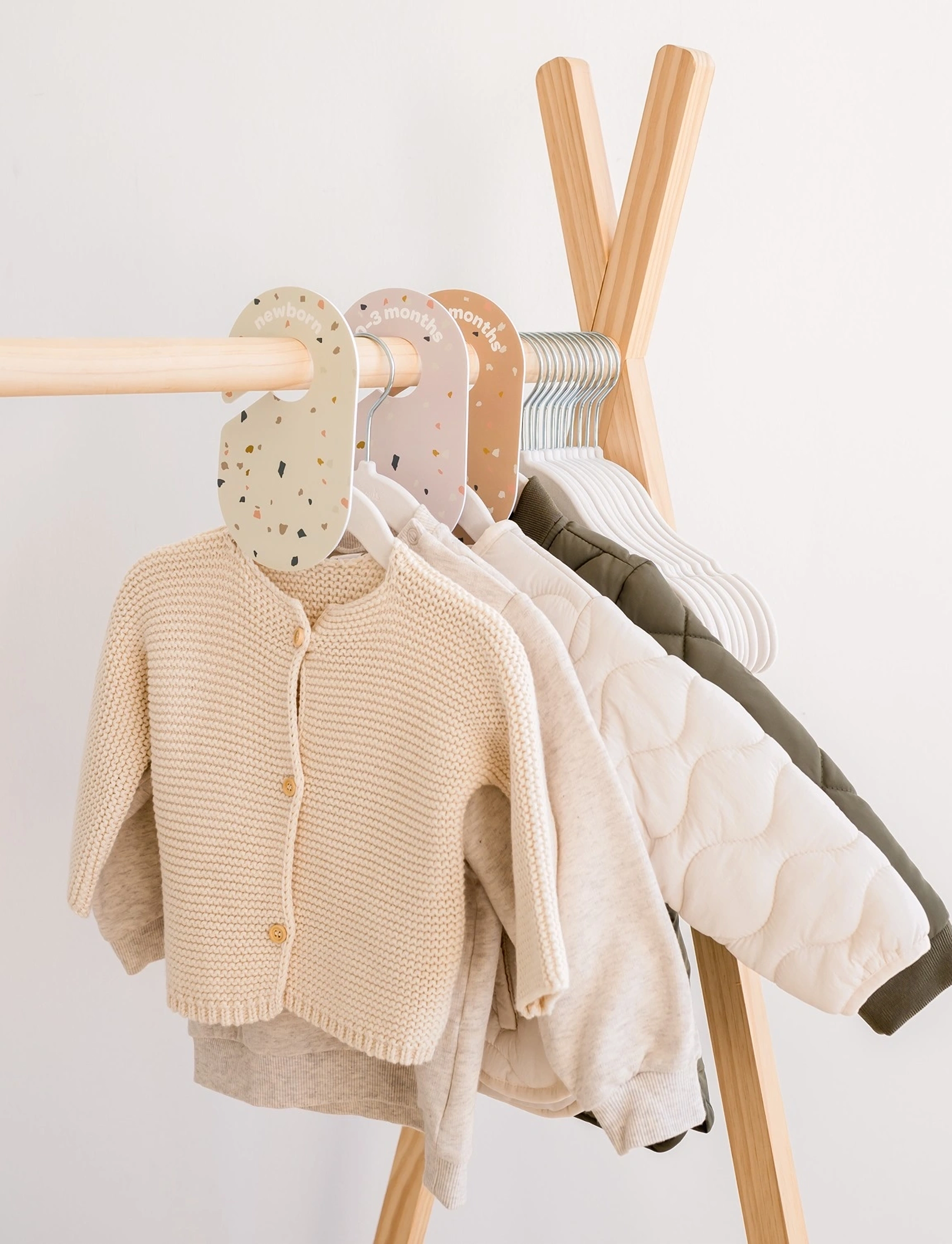 3 Sprouts Set, Velvet Hangers (15 Pcs.) And Closet Divider (8 Pcs.), Cream/Terrazzo, One Size, Storage, Weiß - Hooks & Hangers, Kinder