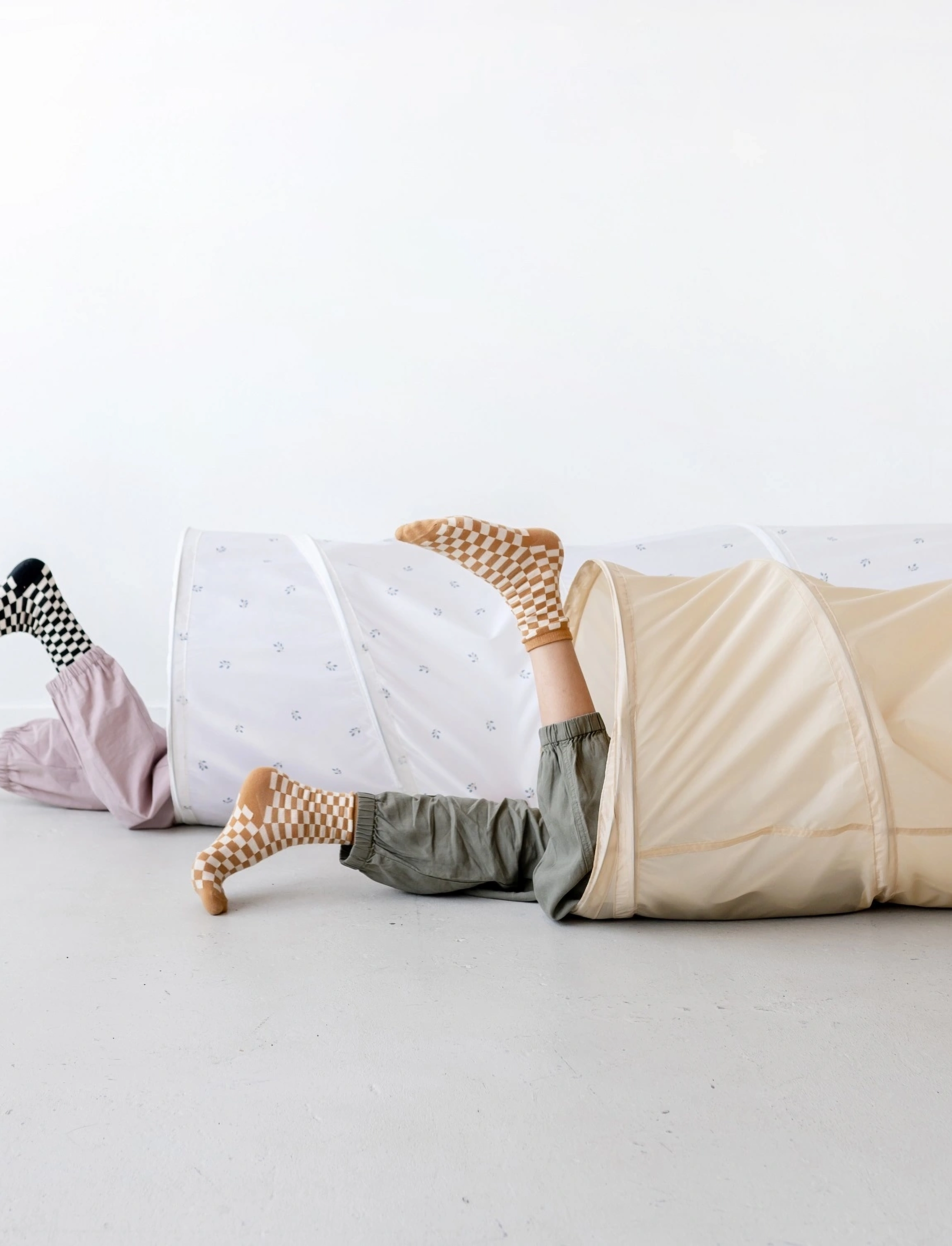 3 Sprouts 3 Sprouts Play Tunnel, Blueberry/Ivory, One Size, White, Legetelte Og -Tunneler > Legetunneler, Børn
