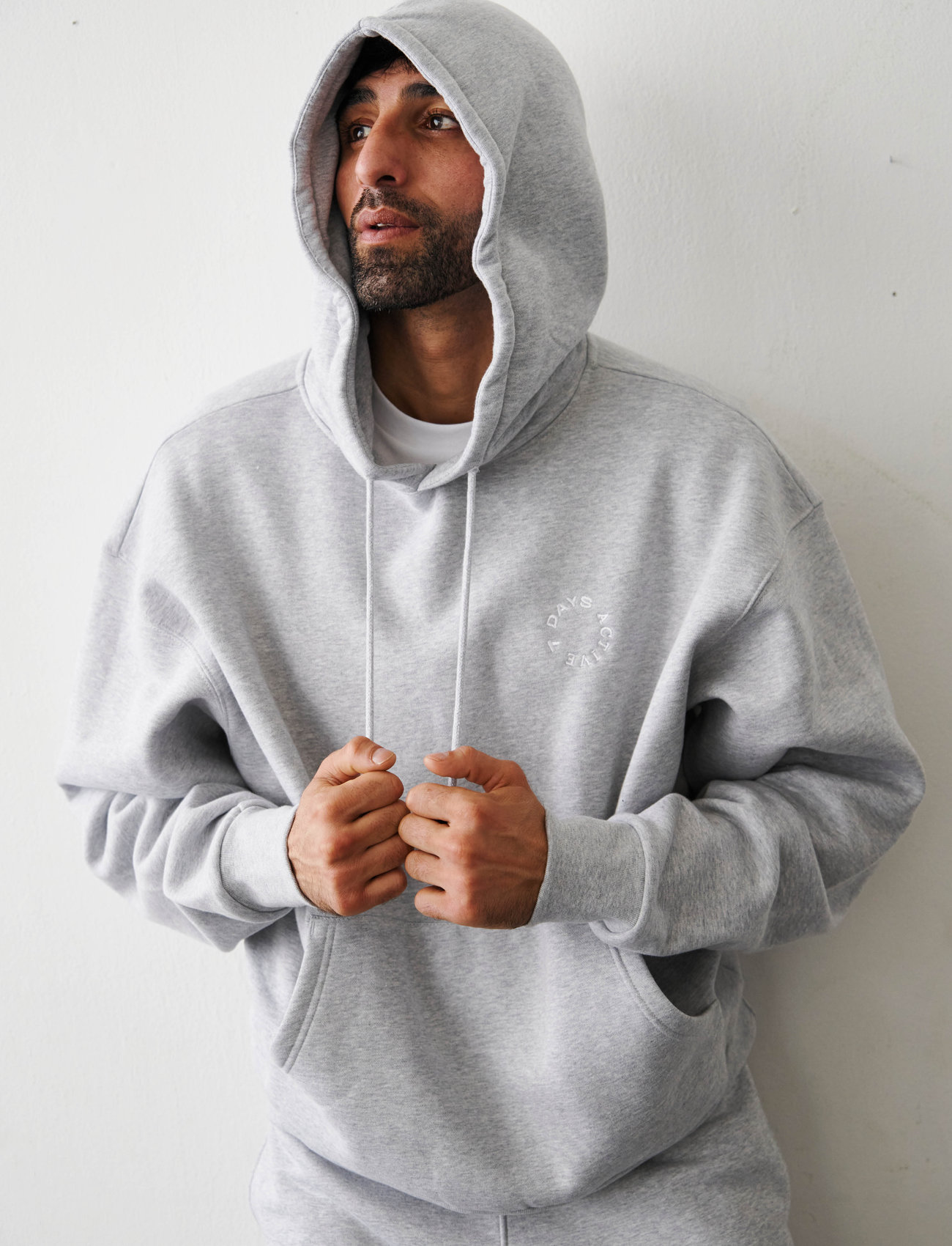 7 DAYS Active Organic Regular Hoodie - - M 1