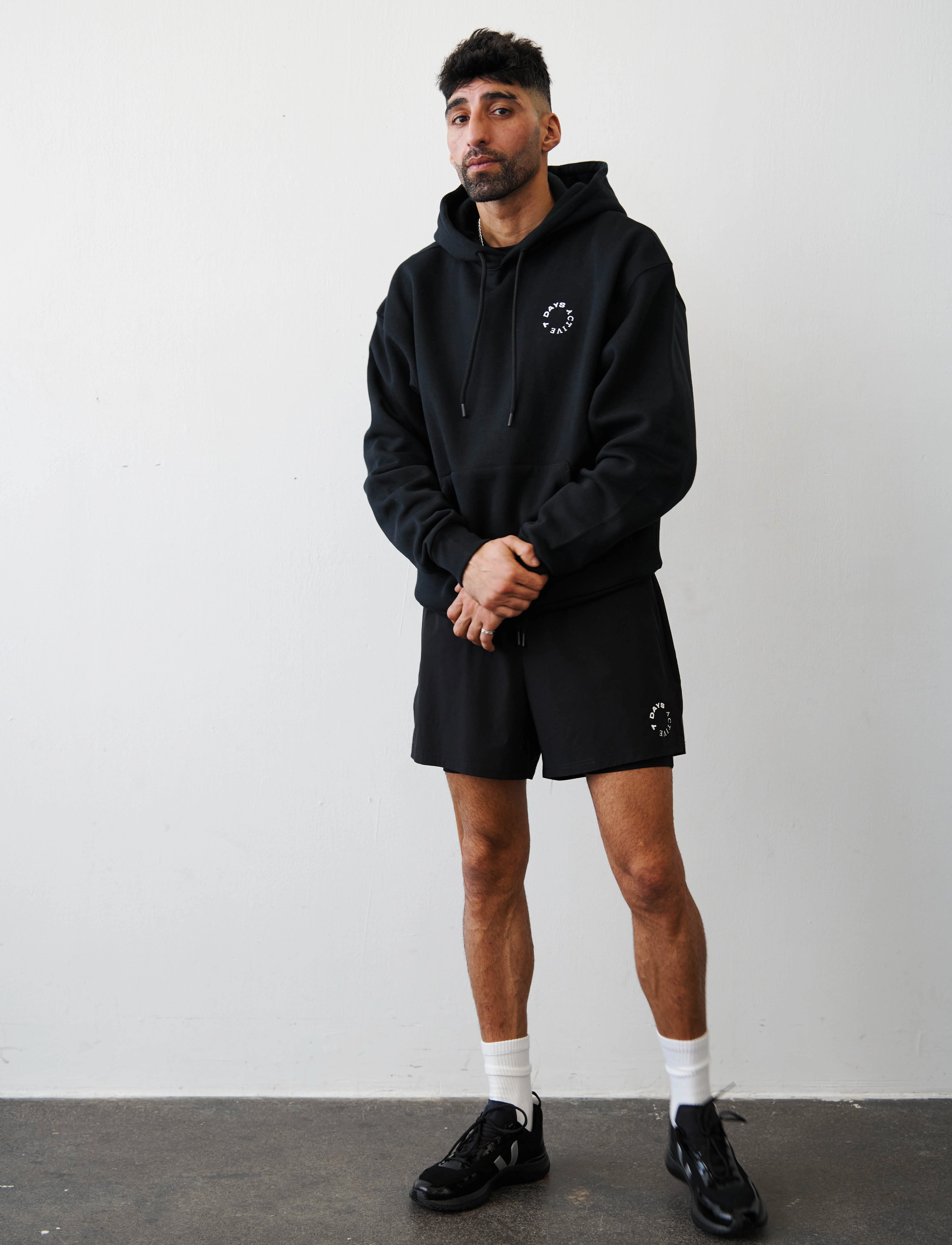7 DAYS Active Organic Regular Hoodie - Kapuzenpullover - 001 BLACK / black