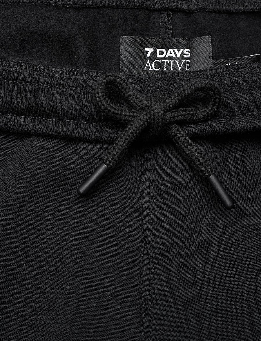 7 DAYS Active - Organic Regular Sweatpants - Æfingabuxur - 001 black - 4