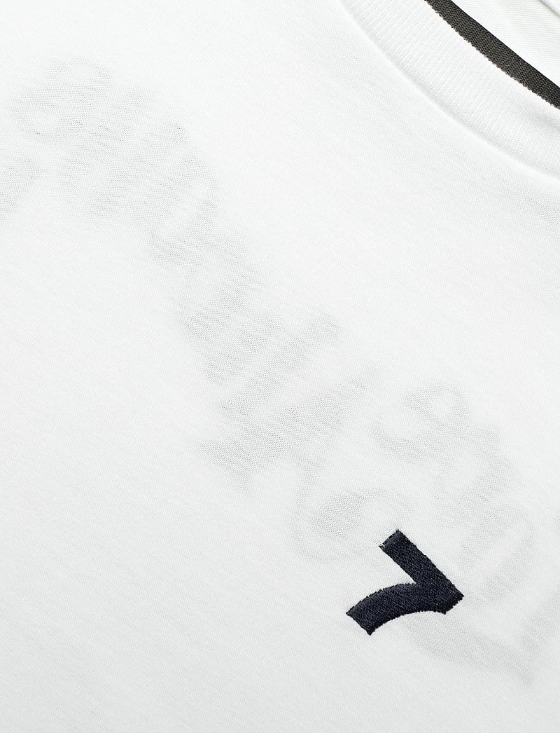 7 DAYS Active - Organic Fitted Tee - t-shirts - 049 brilliant white - 2