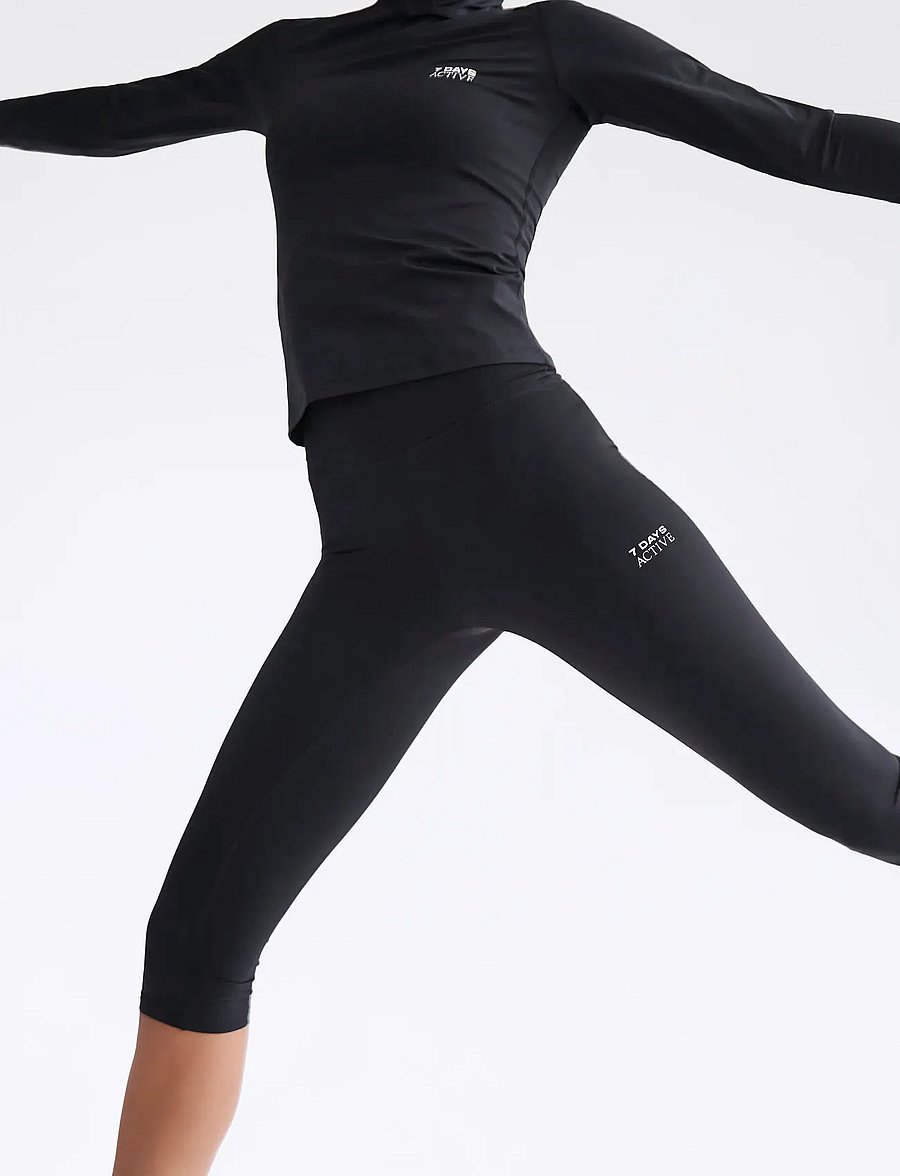 7 DAYS Active - Signature Capri Tights - full längd - 001 black - 0