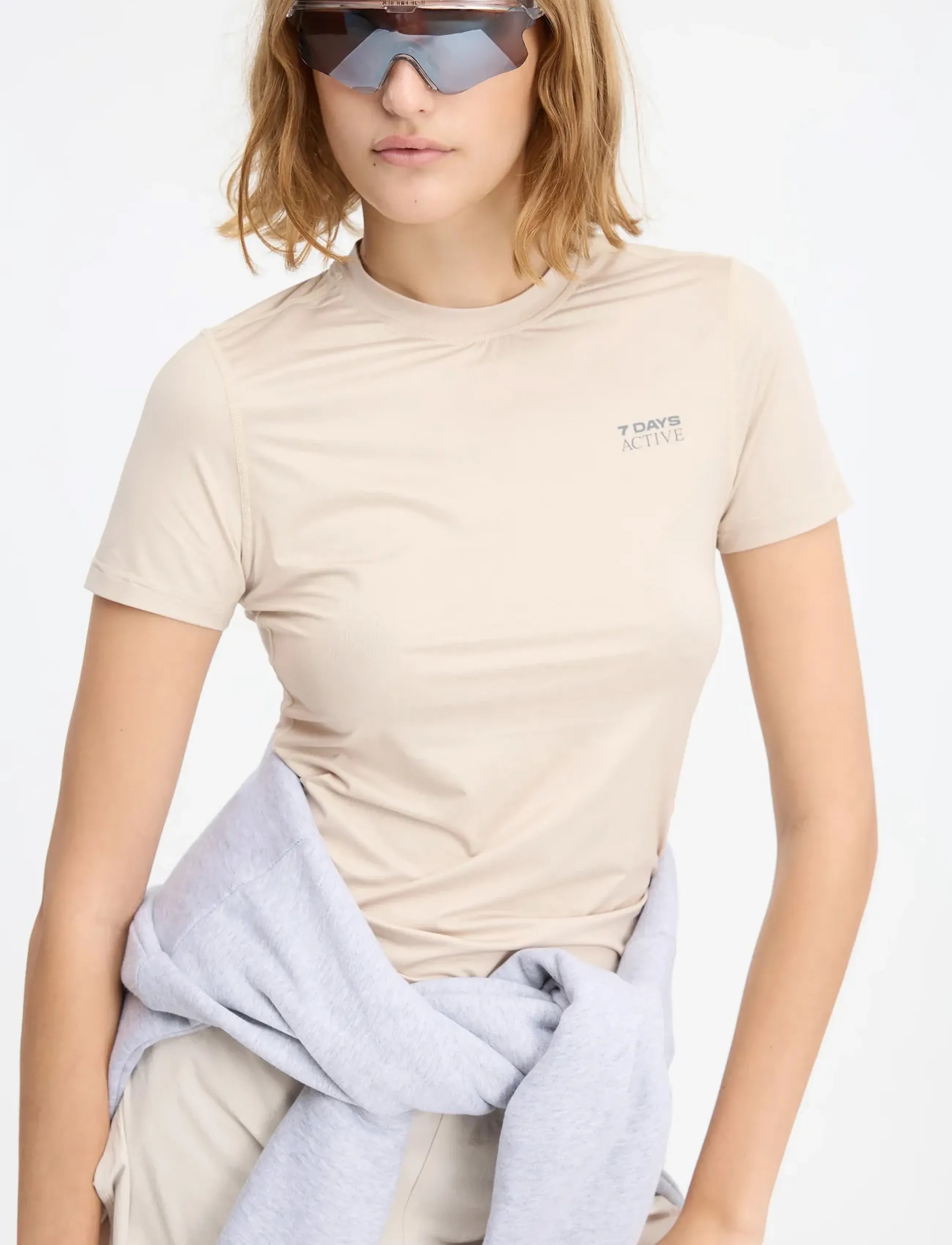 7 DAYS Active Womens Training Tee, XS, Sports Oberteile & T-shirts, Creme - Sport Frauen