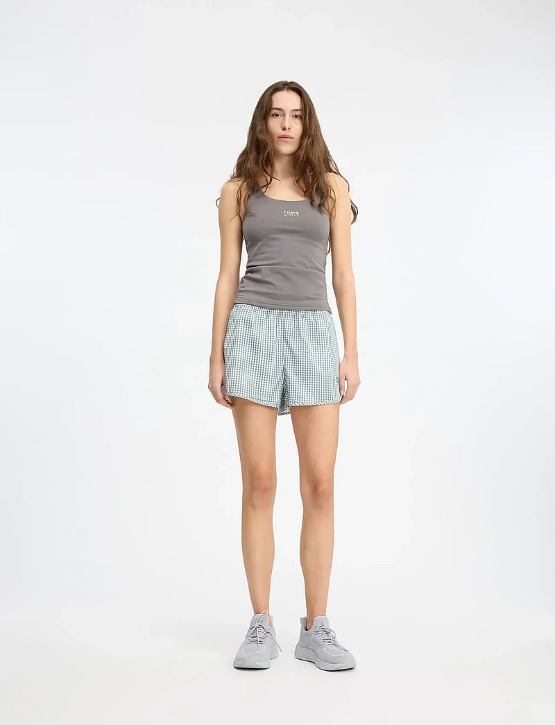7 DAYS Active - Womens Running Shorts - treenishortsit - 065 dusty green - 4