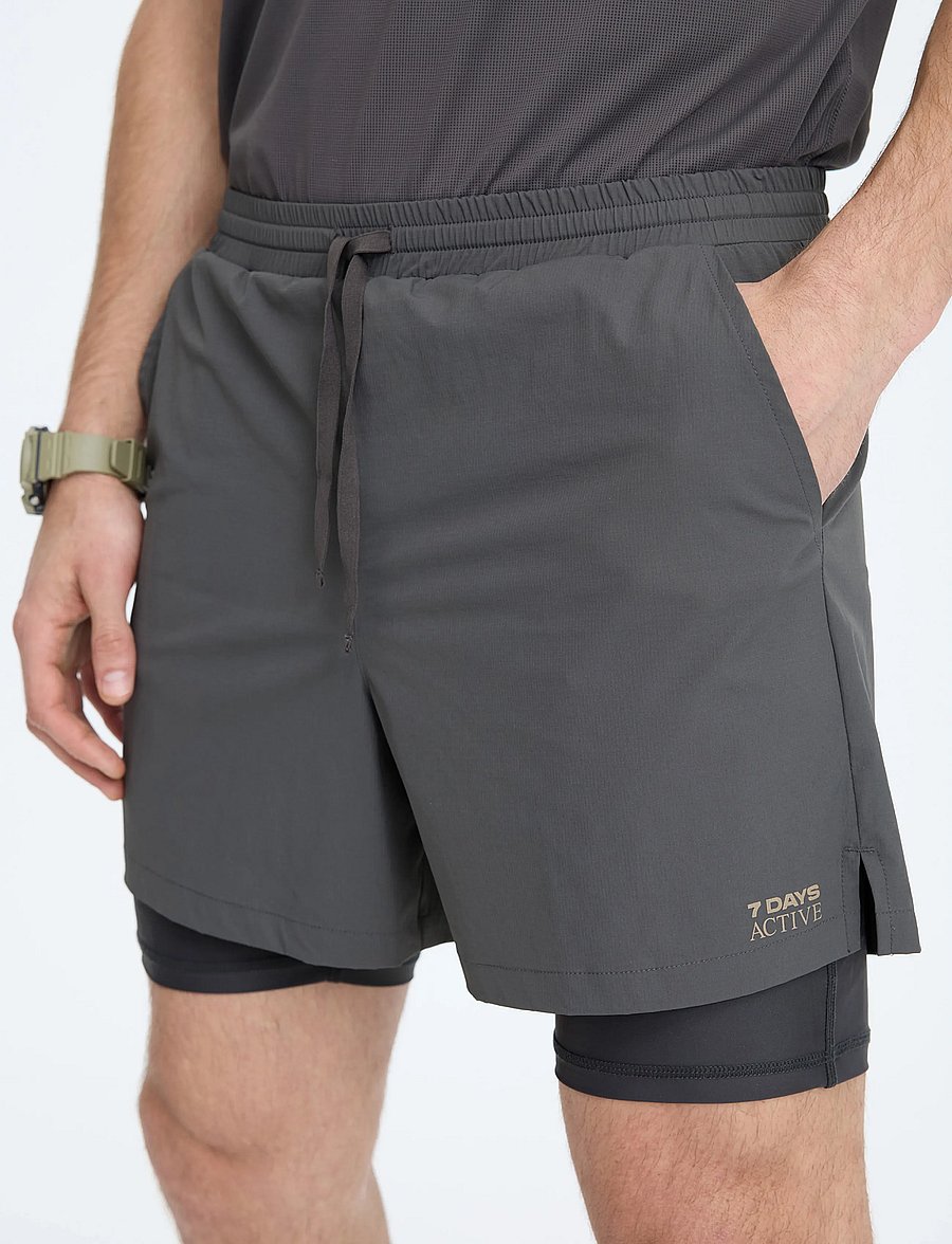7 DAYS Active - BODY 2 in 1 Shorts - lühikesed treeningpüksid - 061 charcoal - 0