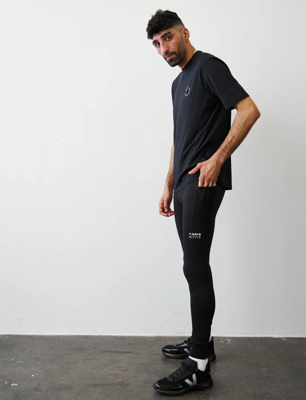 7 DAYS Active - Training Tee - alussärgid ja t-särgid - 001 black - 0