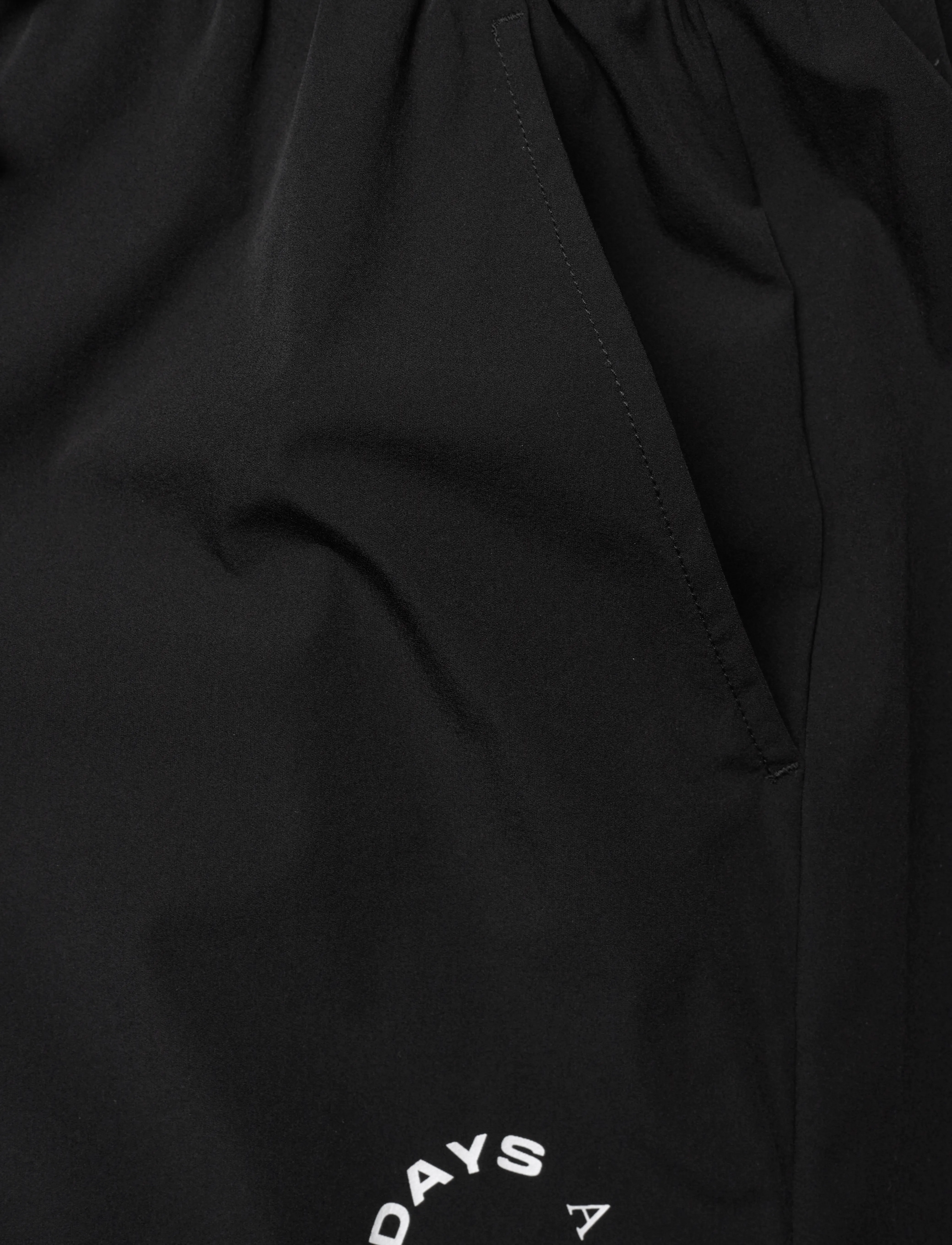 7 DAYS Active - Two-in-One Shorts - lühikesed treeningpüksid - 001 black - 4