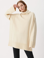 A Part Of The Art - RETREAT POLO DRESS - rollkragenpullover - off white - 2