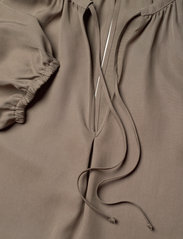 A Part Of The Art - SERENITY DRESS - maxikjoler - nougat - 5